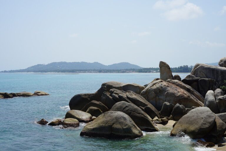 เกาะสมุย-หมู่เกาะอ่างทอง