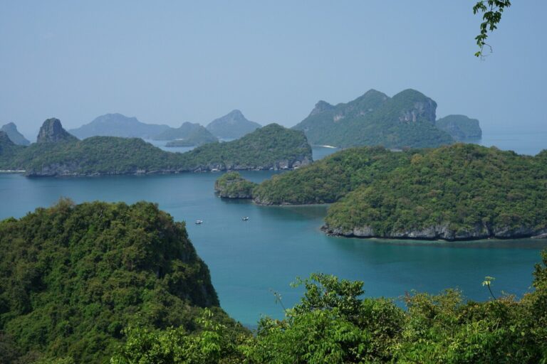 เกาะสมุย-หมู่เกาะอ่างทอง